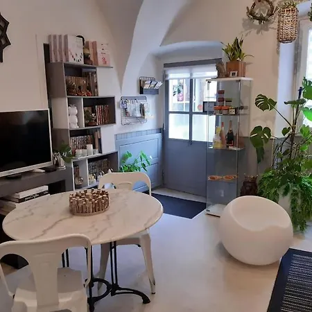 Un Petit Nid Douillet Lejlighed Beauchastel